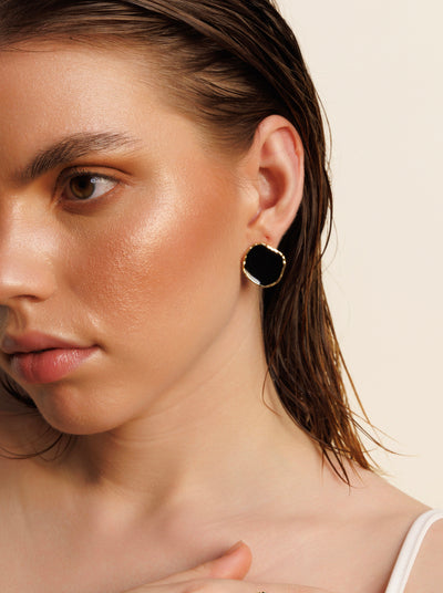 Noir Eccentric Earring