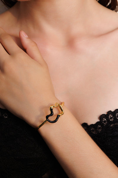 Sleek Noir Bracelet