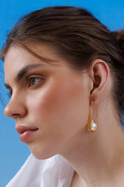 Pearl Drop Earring