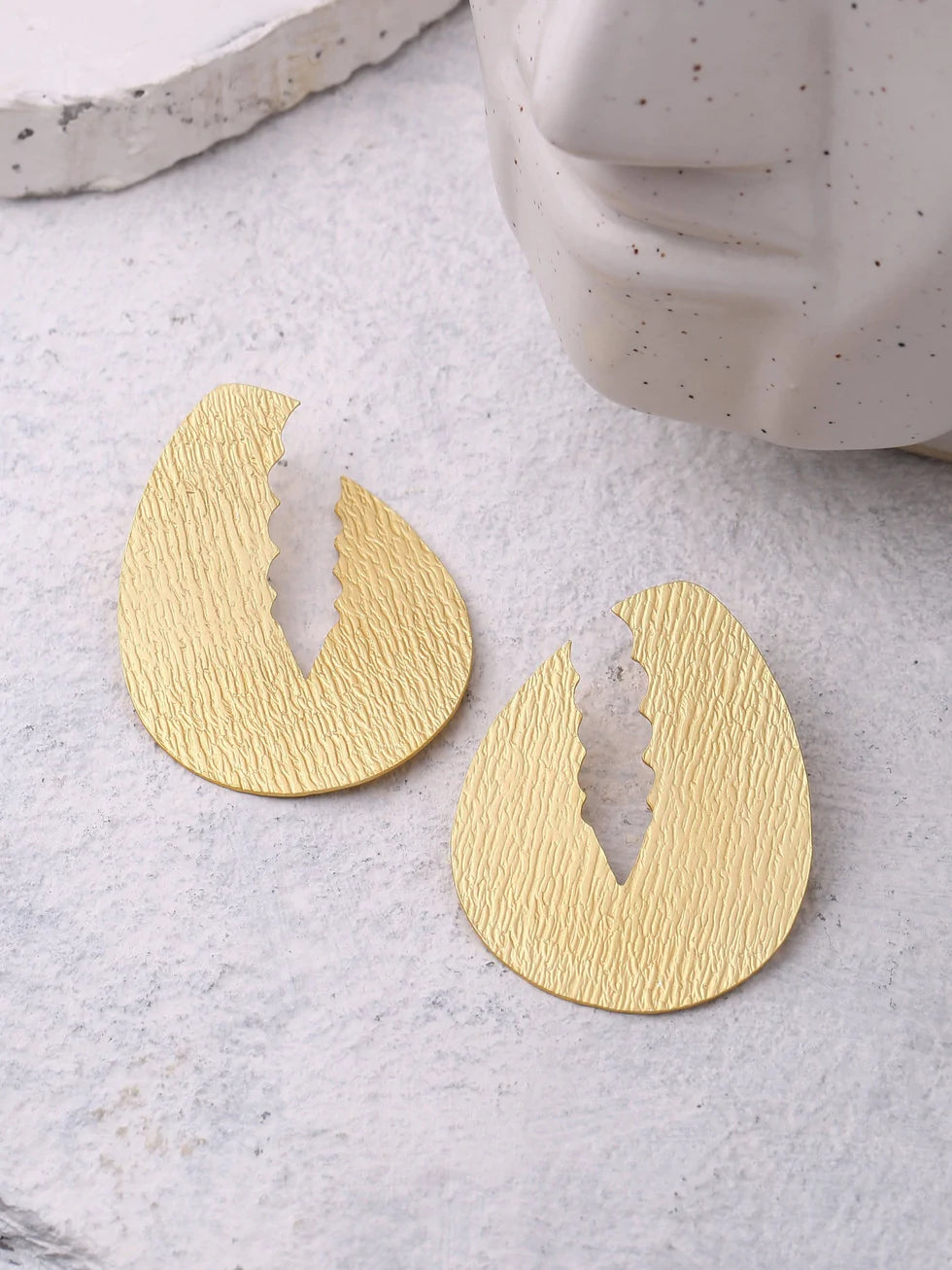 Belle Drop Hue Textured Earrings